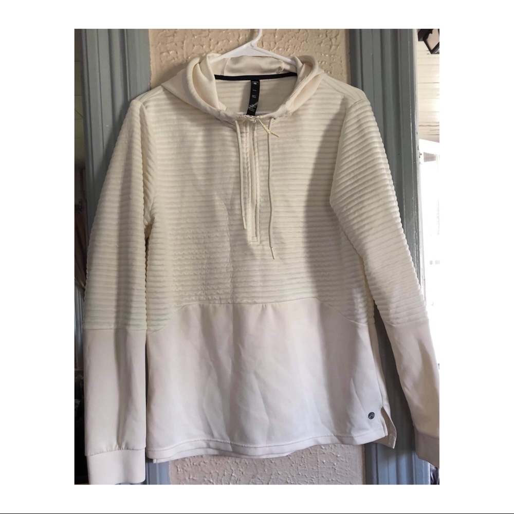 Apana zip up. New without tags. Size medium